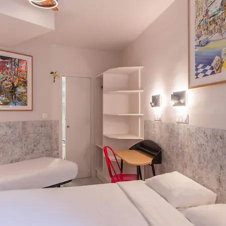 Hotel De Roubaix 2*