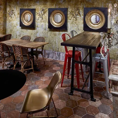 Hotel De Roubaix 2*